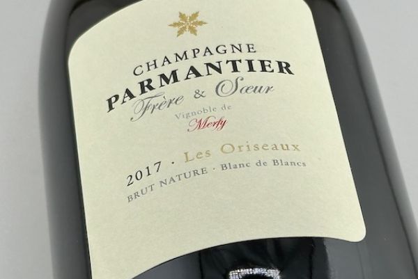 シャンパーニュ・パルマンティエ　ペール・エ・スール / ブリュット・ナチュール　ブラン・ド・ノワール　レ・クアール