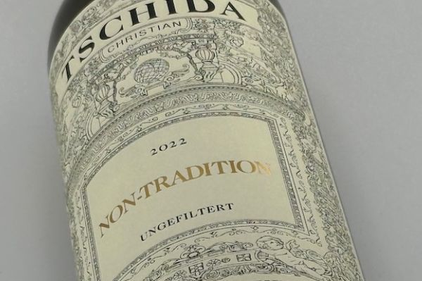 クリスティアン・チダ / ノン・トラディション・ヴァイス