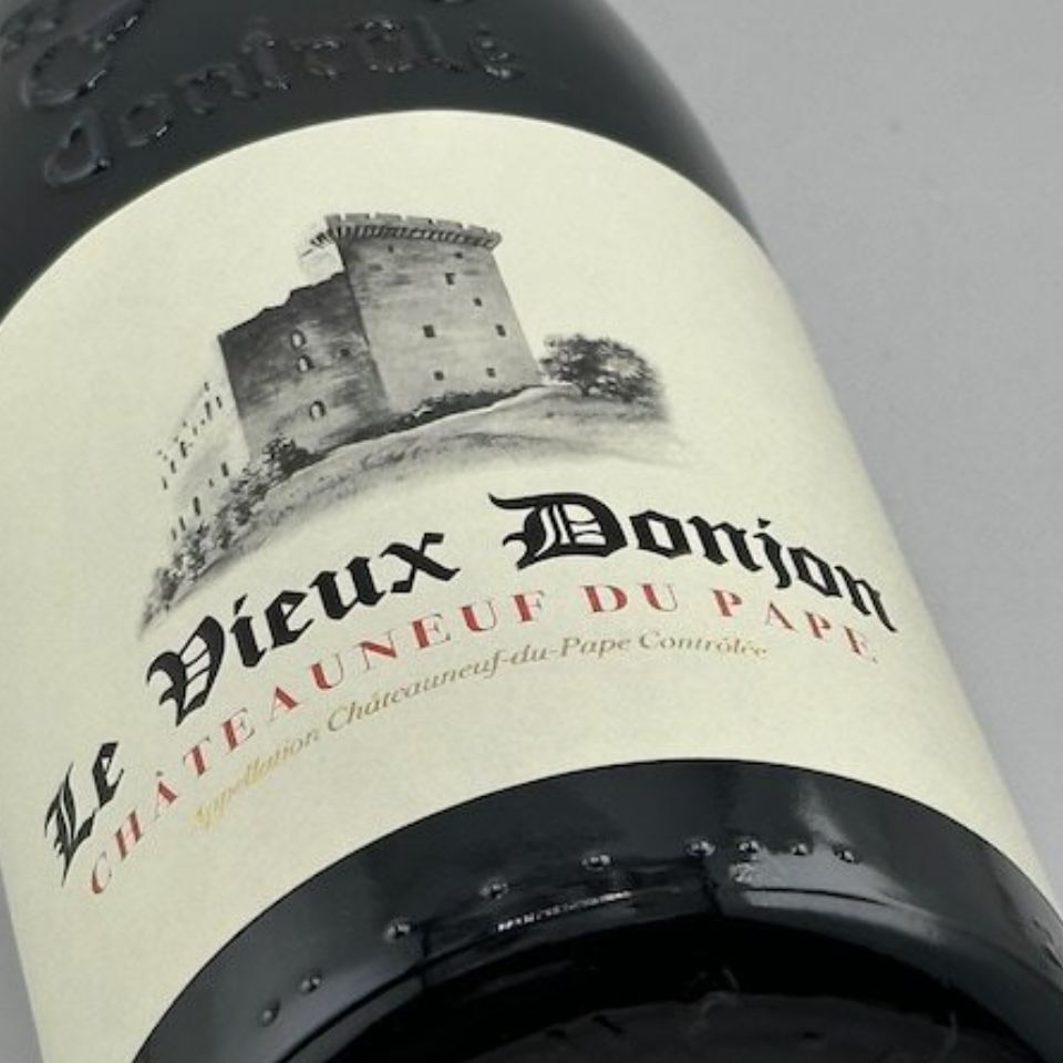 ル・ビュー・ドンジョン / シャトーヌフ・デュ・パフ・ルージュ [2021]